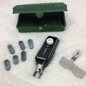 SINGER Buttonholer with 6 Templates